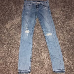 Distressed Skinny Jeans